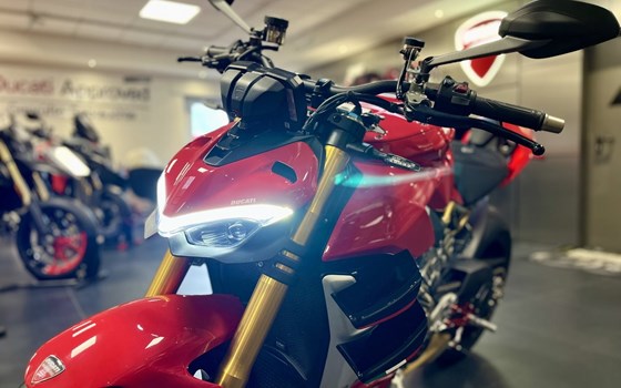 Gebrauchtmotorrad Ducati Streetfighter V4 S - Bild 7
