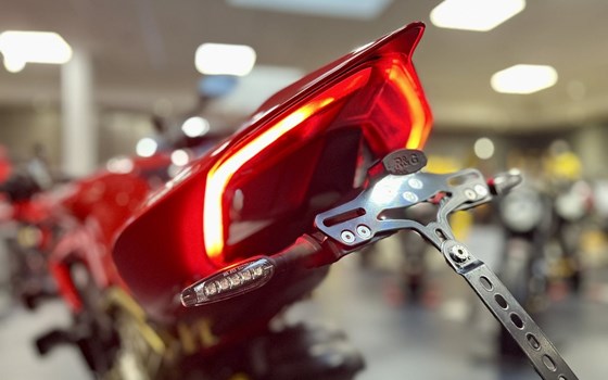 Gebrauchtmotorrad Ducati Streetfighter V4 S - Bild 8