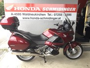 Honda NT700V Deauville