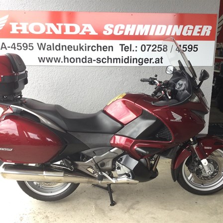 Honda NT700V Deauville