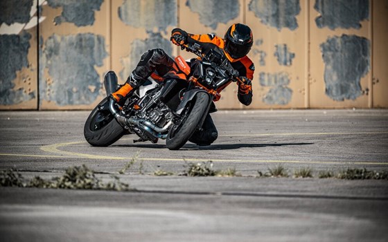 Neufahrzeug KTM 990 Duke - Bild 7