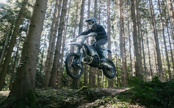 Neufahrzeug Husqvarna TE 300 PRO - Bild 3