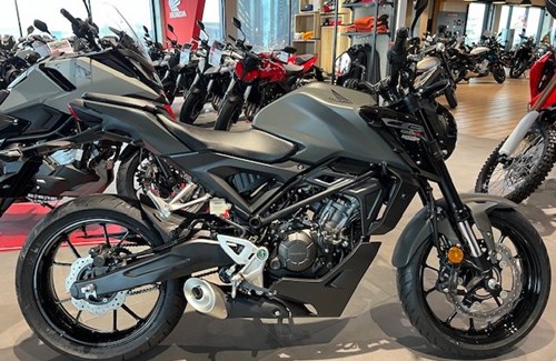 Neumotorrad Honda CB125R