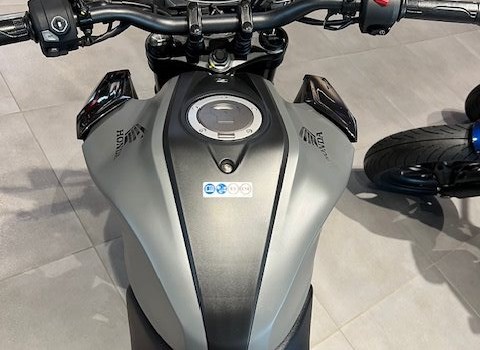 Neufahrzeug Honda CB125R - Bild 5