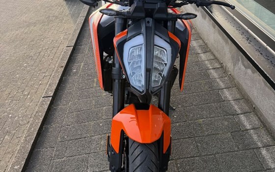 Gebrauchtmotorrad KTM 790 Duke - Bild 3