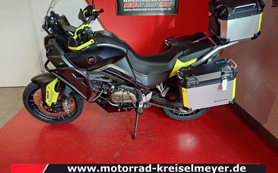 Neufahrzeug QJ Motor SVT 650 X - Bild 4