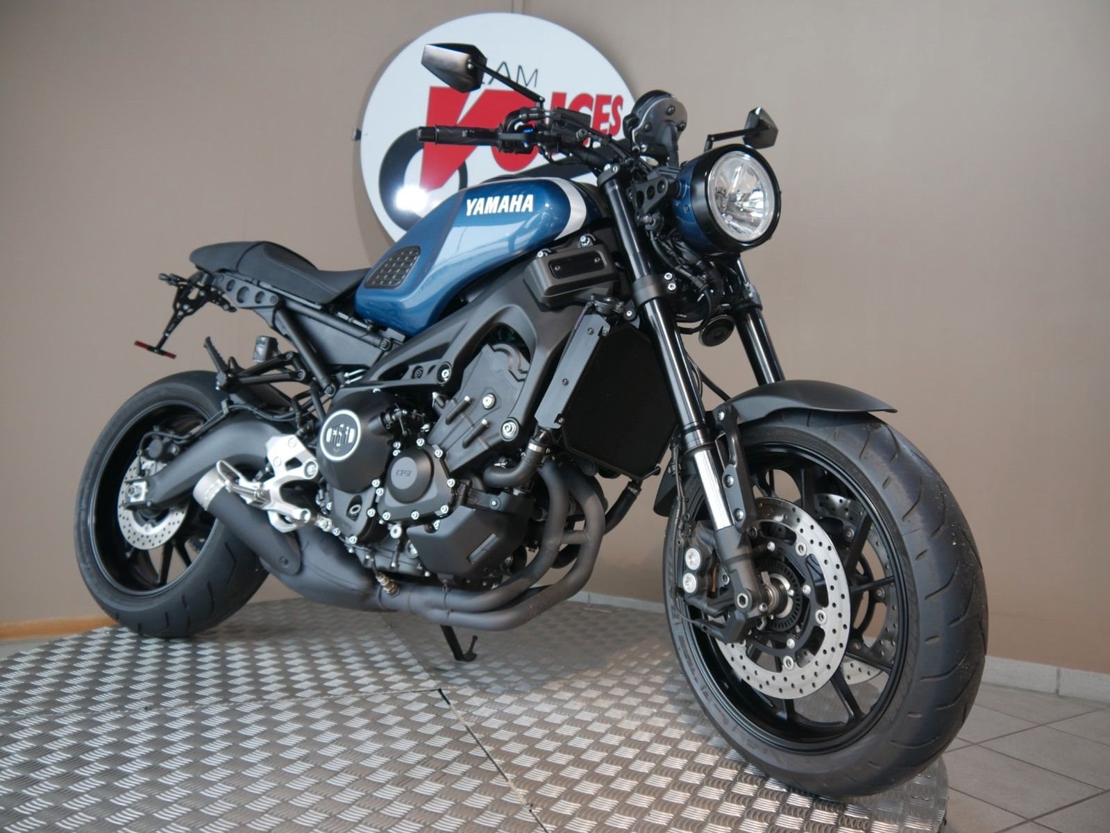 Yamaha XSR900 