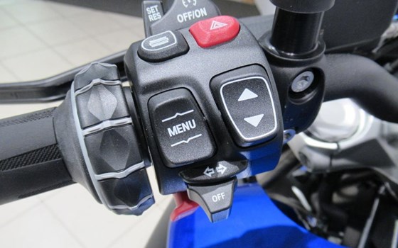 Gebrauchtmotorrad BMW R 1300 R - Bild 9