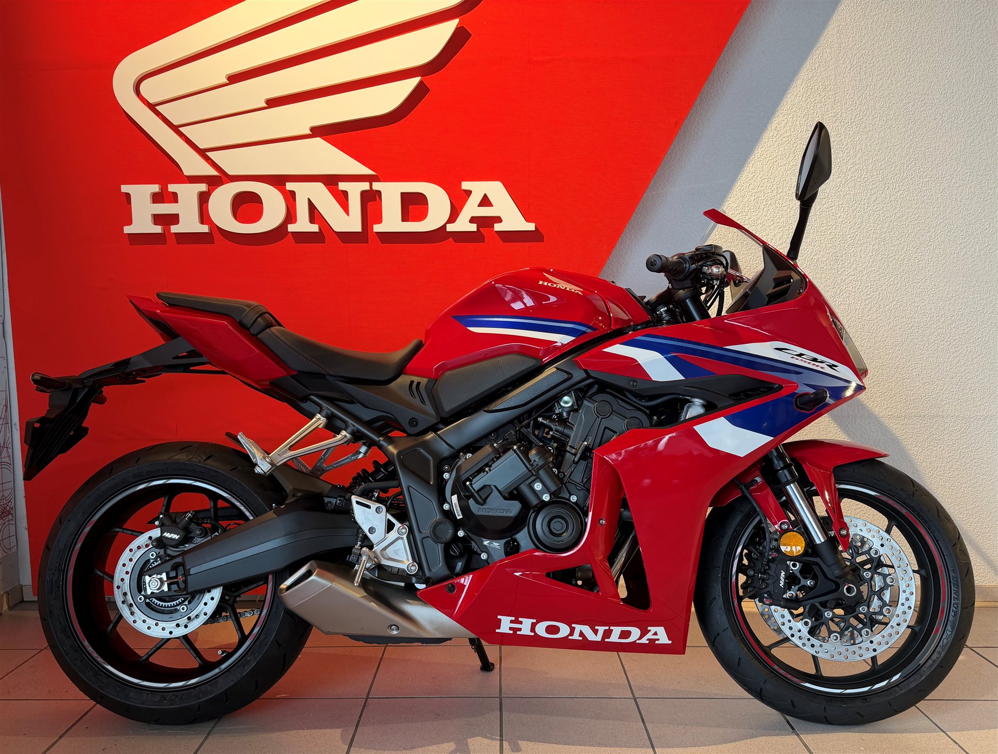 Honda CBR650R