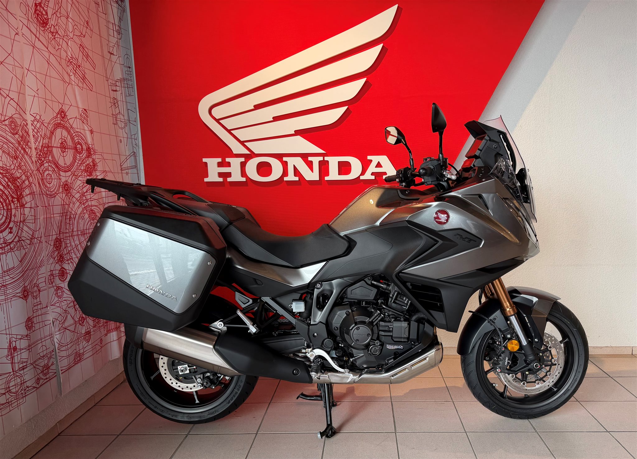 Honda NT1100 DCT Electronic Suspension