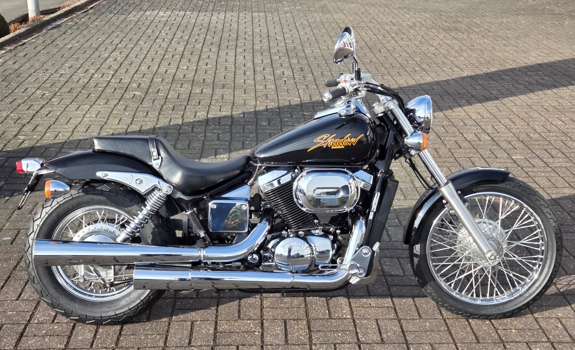 Honda VT 750 DC Black Widow