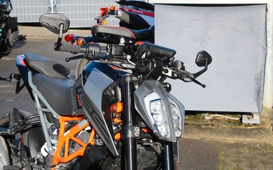 Gebrauchtmotorrad KTM 125 Duke - Bild 10