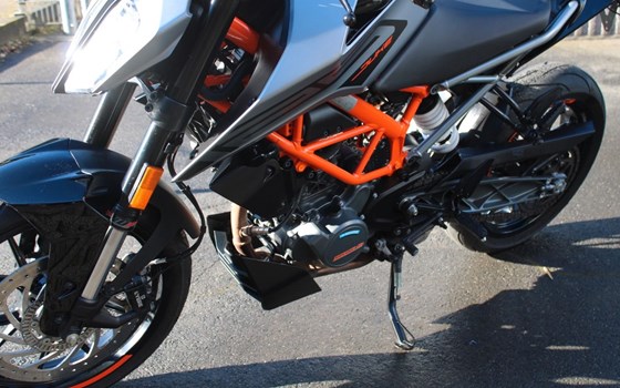 Gebrauchtmotorrad KTM 125 Duke - Bild 12