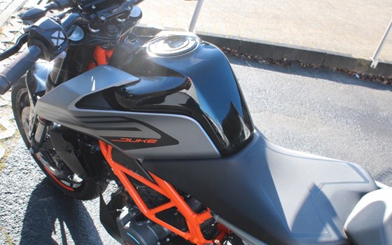 Gebrauchtmotorrad KTM 125 Duke - Bild 14