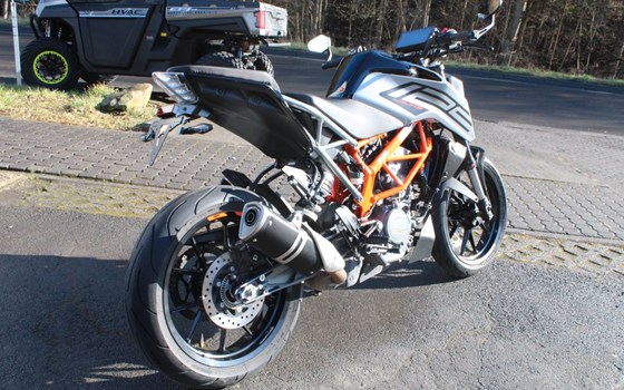 Gebrauchtmotorrad KTM 125 Duke - Bild 4