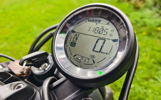 Gebrauchtmotorrad Ducati Scrambler Icon Dark - Bild 7