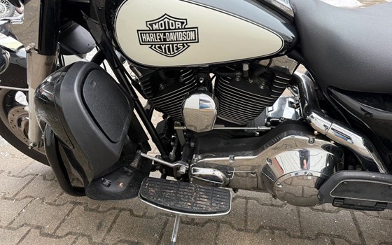 Gebrauchtmotorrad Harley-Davidson Softail Deuce FXSTD - Bild 6