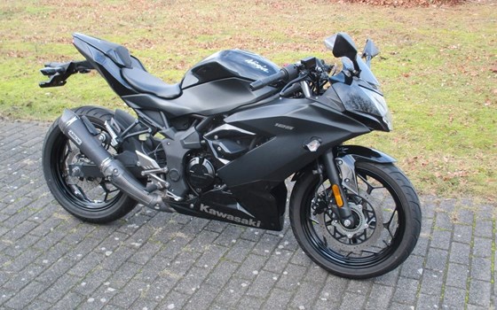 Gebrauchtmotorrad Kawasaki Ninja 125 - Bild 6