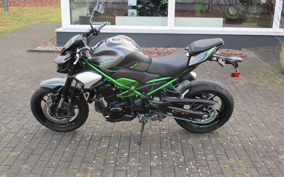 Gebrauchtmotorrad Kawasaki Z900 - Bild 2