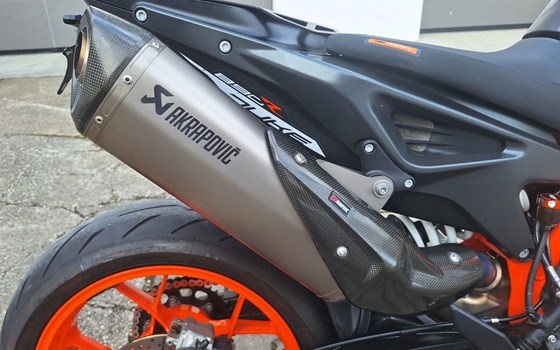 Gebrauchtmotorrad KTM 890 Duke R - Bild 12