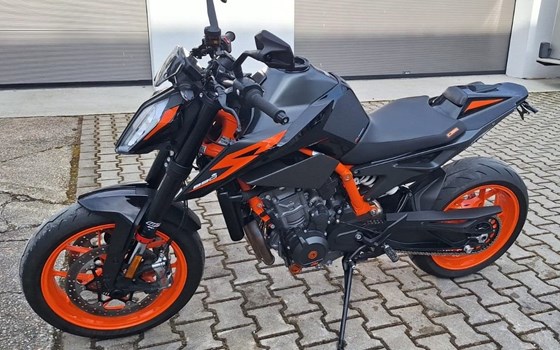 Gebrauchtmotorrad KTM 890 Duke R - Bild 6