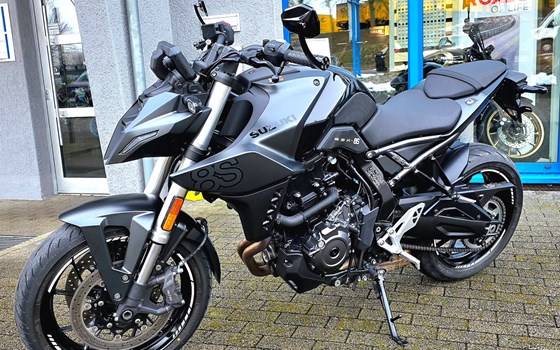 Gebrauchtmotorrad Suzuki GSX-8S - Bild 1
