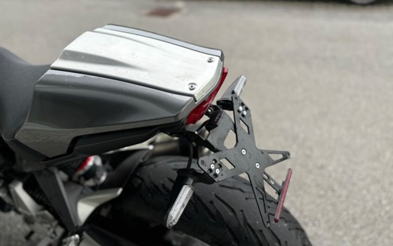 Gebrauchtmotorrad Honda CB 1000 R - Bild 9