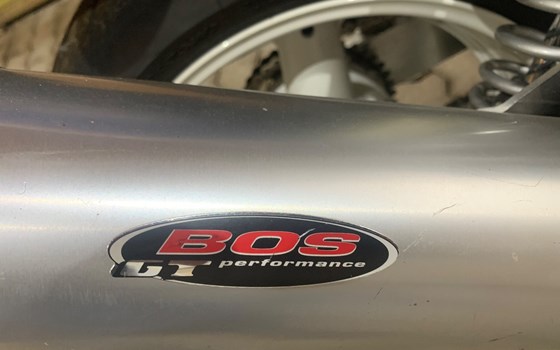 Gebrauchtmotorrad Suzuki GSX 1400 - Bild 3