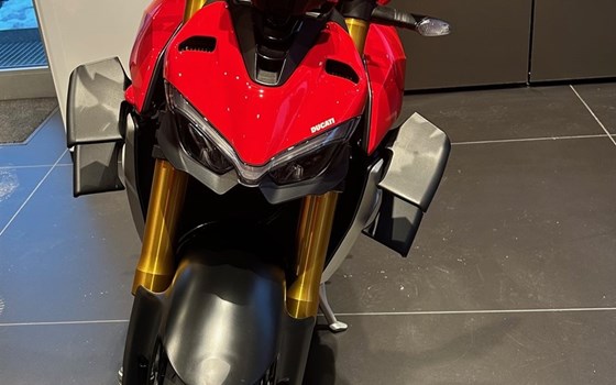 Gebrauchtmotorrad Ducati Streetfighter V4 S - Bild 6