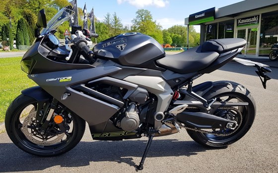 Neufahrzeug Triumph Daytona 660 - Bild 2