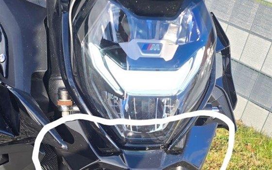 Gebrauchtmotorrad BMW M 1000 R - Bild 3