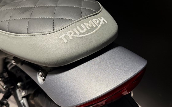 Gebrauchtmotorrad Triumph Scrambler 400 X - Bild 5