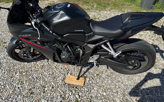 Gebrauchtmotorrad Honda CBR650R - Bild 14