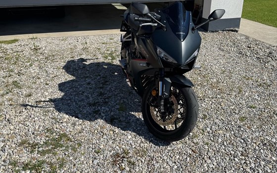 Gebrauchtmotorrad Honda CBR650R - Bild 8