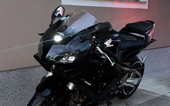 Gebrauchtmotorrad Honda CBR600RR - Bild 8
