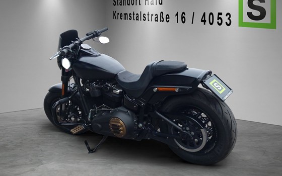 Gebrauchtmotorrad Harley-Davidson Softail Fat Bob 114 FXFBS - Bild 4