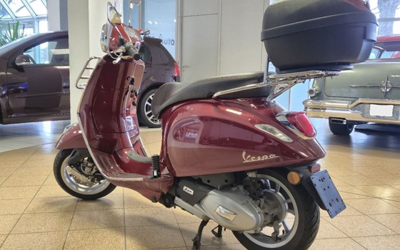 Gebrauchtmotorrad Vespa Primavera 125 Touring - Bild 2