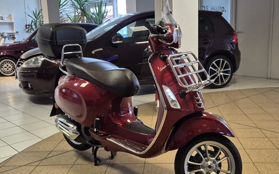 Gebrauchtmotorrad Vespa Primavera 125 Touring - Bild 3