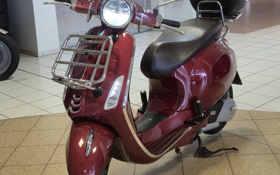 Gebrauchtmotorrad Vespa Primavera 125 Touring - Bild 5