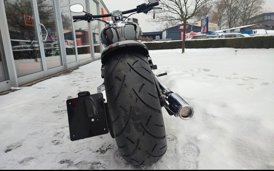 Gebrauchtmotorrad Harley-Davidson Softail Breakout FXSB - Bild 7