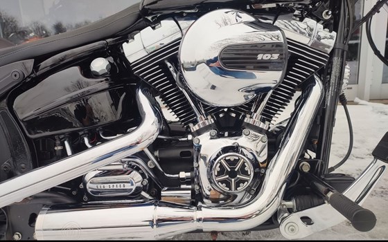 Gebrauchtmotorrad Harley-Davidson Softail Breakout FXSB - Bild 9