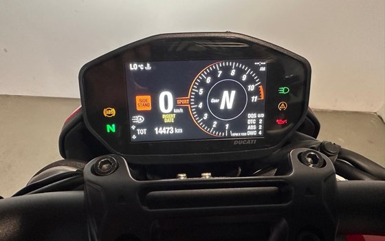 Gebrauchtmotorrad Ducati Hypermotard 950 - Bild 7