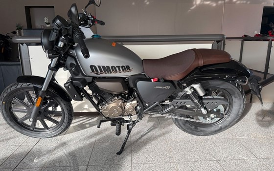 Neufahrzeug QJ Motor SRV 125 - Bild 2