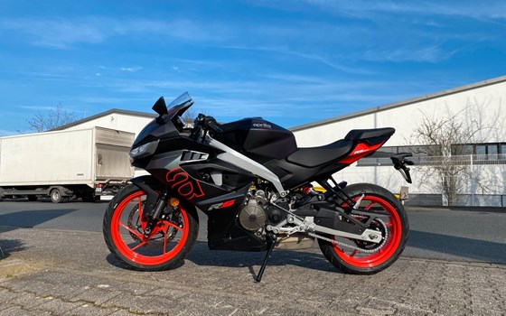 Neufahrzeug Aprilia RS 457 - Bild 12