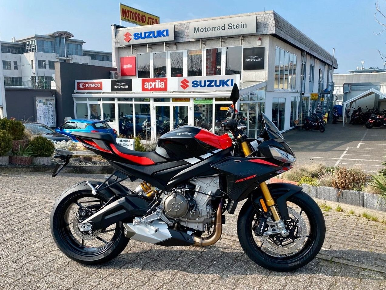 Aprilia Tuono 660 Factory