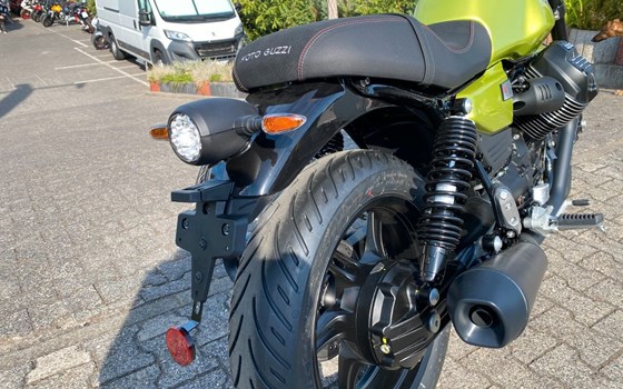Neufahrzeug Moto Guzzi V7 Sport - Bild 19
