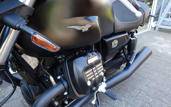 Neufahrzeug Moto Guzzi V7 Stone - Bild 5