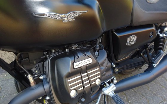 Neufahrzeug Moto Guzzi V7 Stone - Bild 6