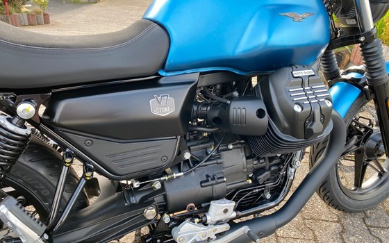 Neufahrzeug Moto Guzzi V7 Stone - Bild 13
