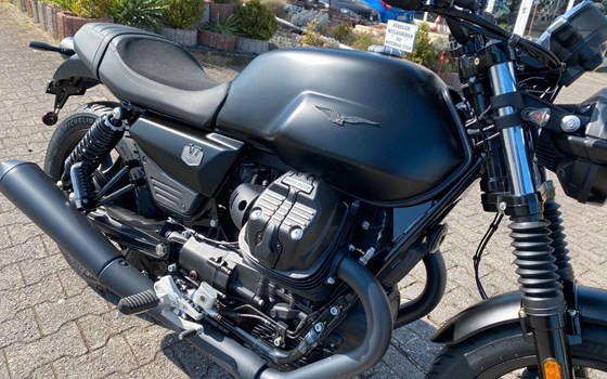 Neufahrzeug Moto Guzzi V7 Stone - Bild 18